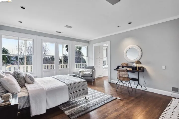 453 Wildwood Ave, Piedmont, California 94611-3819