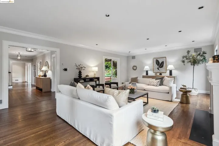 453 Wildwood Ave, Piedmont, California 94611-3819