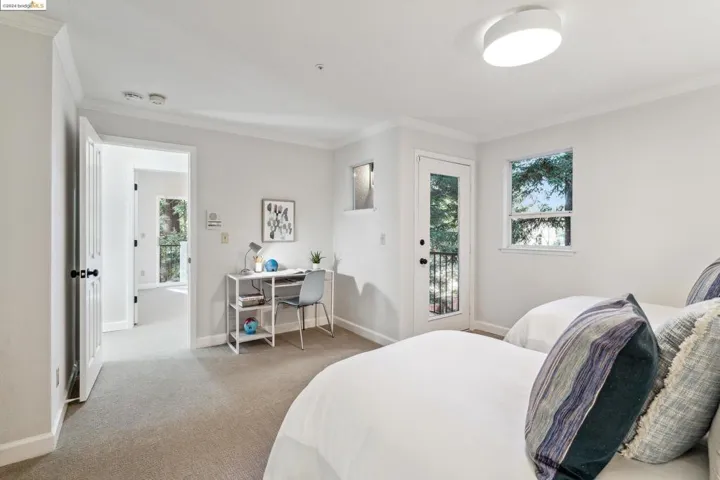 921 Leo Way, Oakland, California 94611-1959