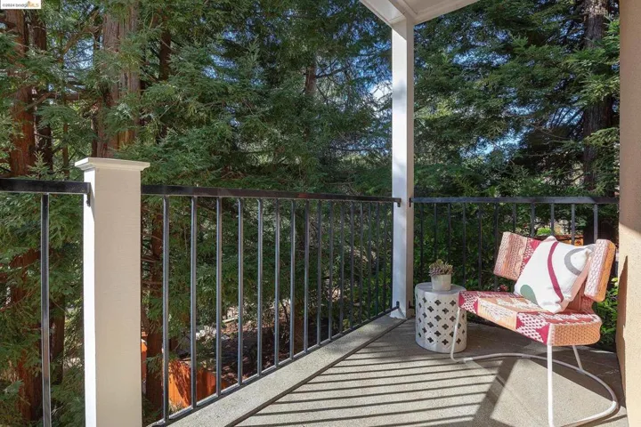 921 Leo Way, Oakland, California 94611-1959