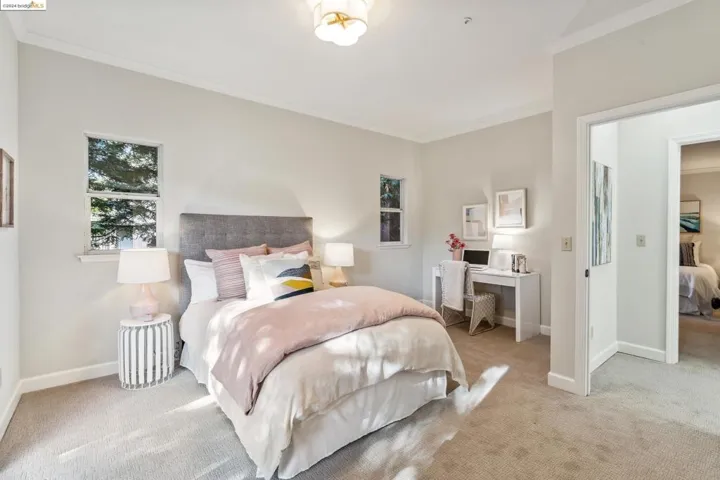 921 Leo Way, Oakland, California 94611-1959