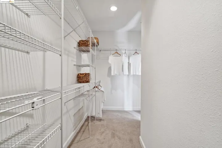 921 Leo Way, Oakland, California 94611-1959