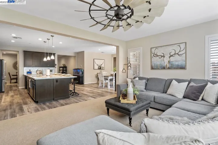 211 Littleton St, Oakley, California 94561