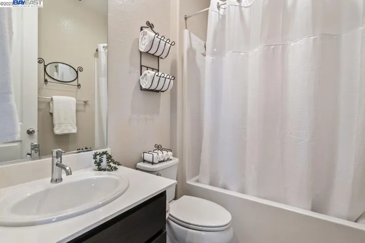 211 Littleton St, Oakley, California 94561