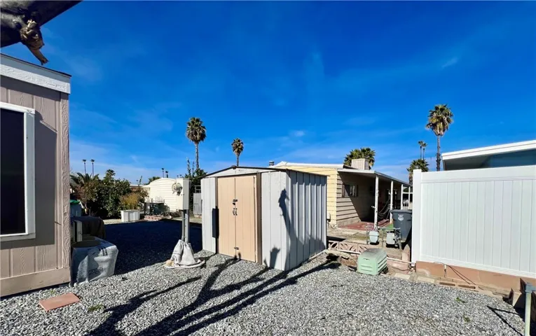 651 Santa Clara Circle, Hemet, California 92543
