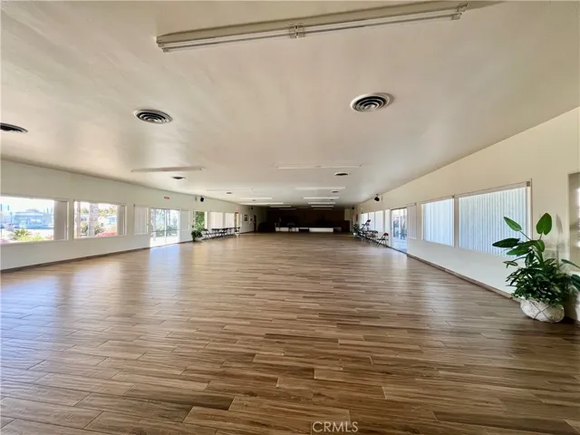 651 Santa Clara Circle, Hemet, California 92543
