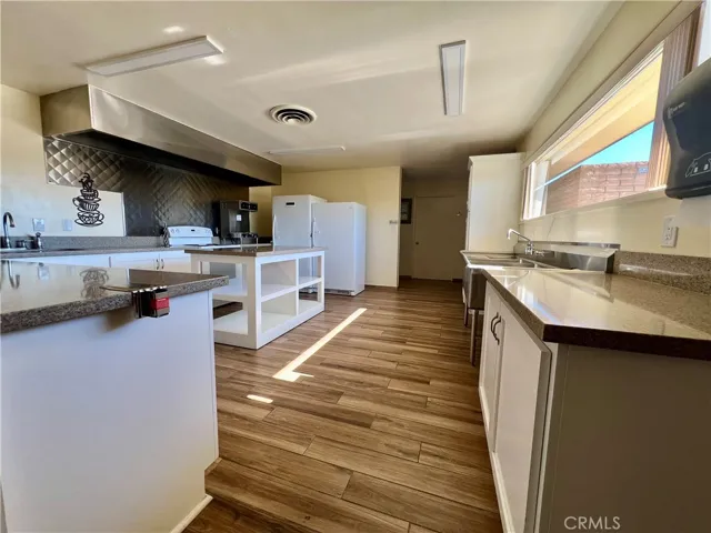 651 Santa Clara Circle, Hemet, California 92543