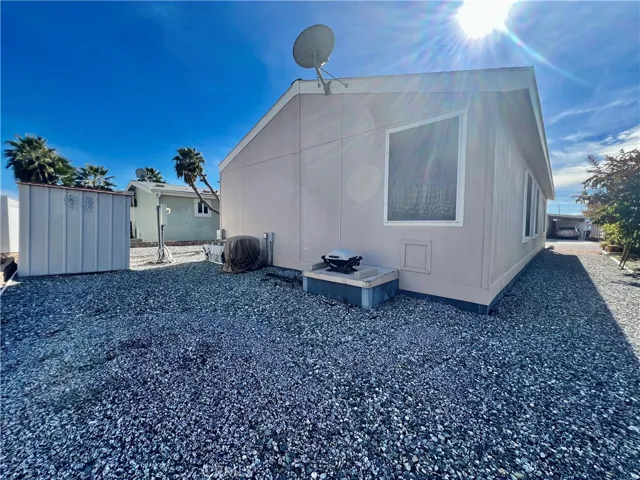 651 Santa Clara Circle, Hemet, California 92543