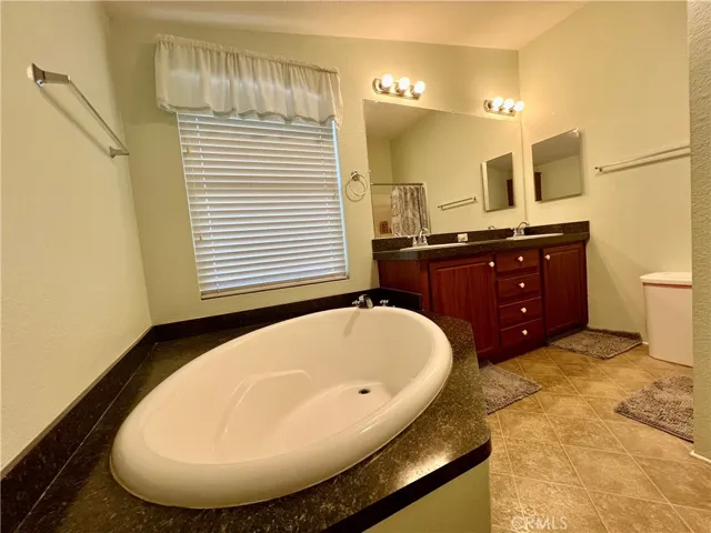 651 Santa Clara Circle, Hemet, California 92543