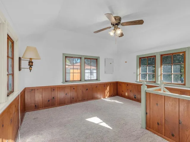 562 Irven Court, Palo Alto, California 94306
