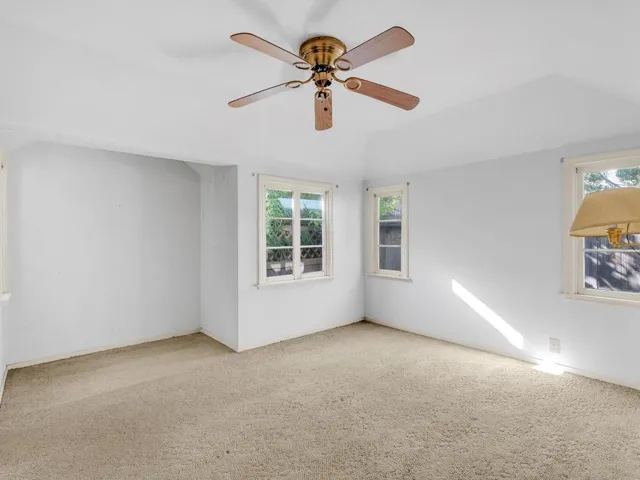562 Irven Court, Palo Alto, California 94306