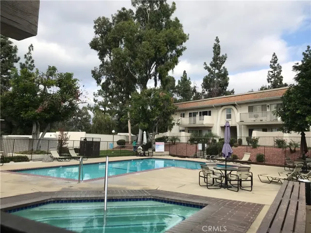 4565 Ramona Avenue 2, La Verne, California 91750