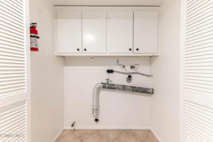 1636 Elmsford Pl  -  HsHProd - 35