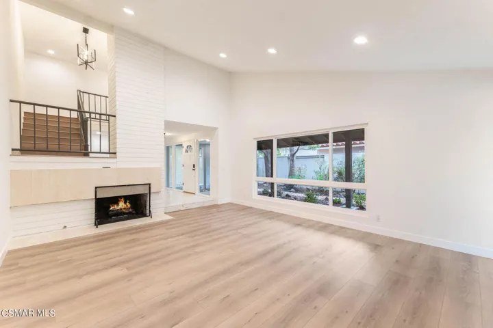 1636 Elmsford Pl  -  HsHProd - 7