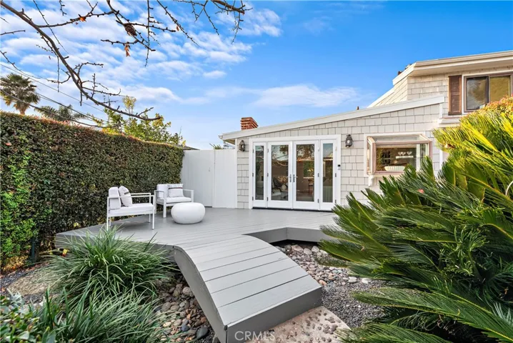 594 Brooks Street, Laguna Beach, California 92651