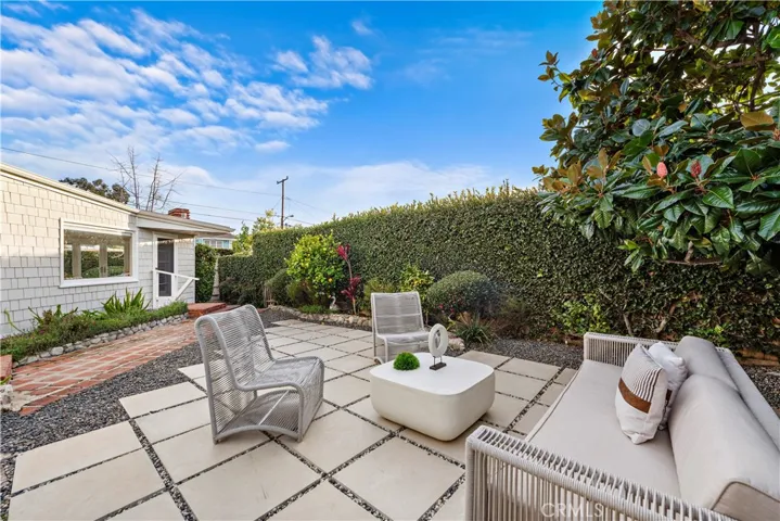 594 Brooks Street, Laguna Beach, California 92651