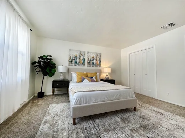 4942 Cahuenga, North Hollywood, California 91601