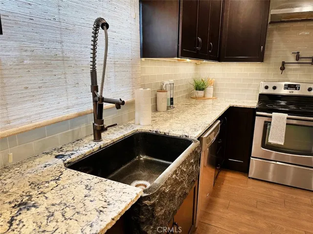 4942 Cahuenga, North Hollywood, California 91601