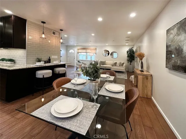 4942 Cahuenga, North Hollywood, California 91601