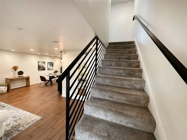 4942 Cahuenga, North Hollywood, California 91601