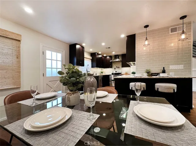 4942 Cahuenga, North Hollywood, California 91601