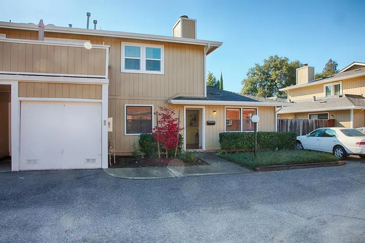 566 Vista Avenue, Palo Alto, California 94306