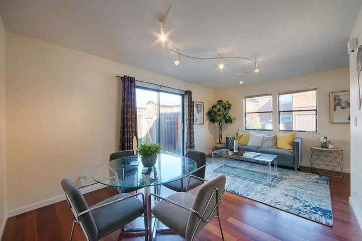 566 Vista Avenue, Palo Alto, California 94306