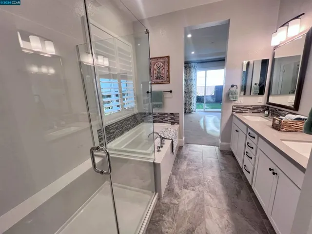 252 Golden State Pkwy, Oakley, California 94561