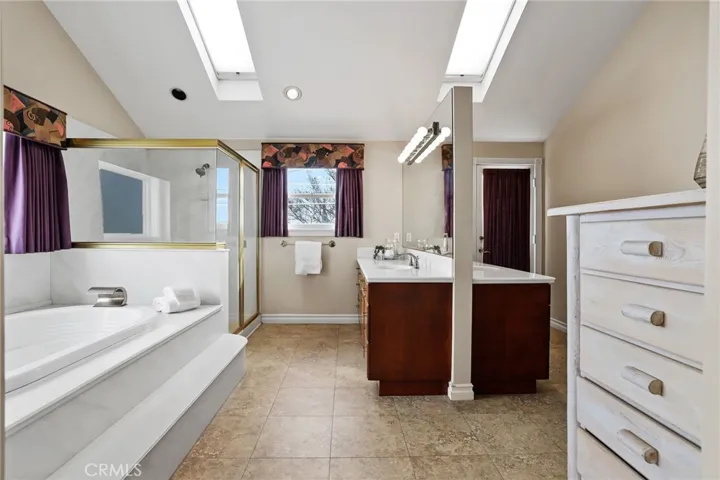 11412 Davenport Road, Rossmoor, California 90720