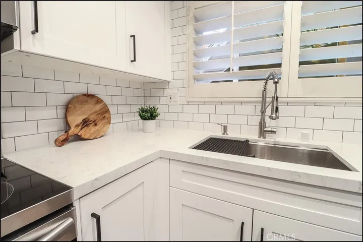 4 Stoneglen 75, Aliso Viejo, California 92656