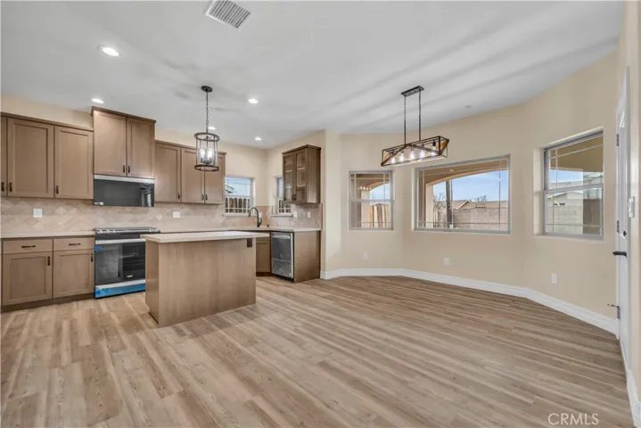 9608 Karen Ave, California City, California 93505