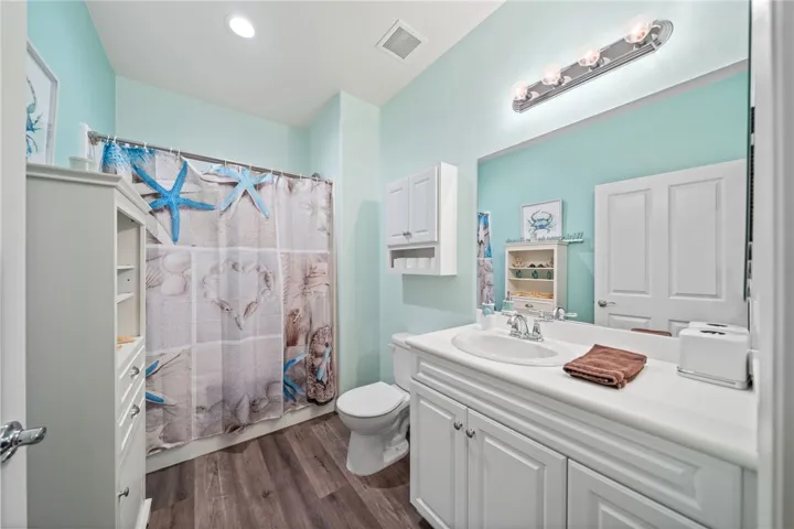 Guest Restroom