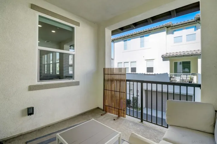 2517 Cheyne Way, Oceanside, California 92056