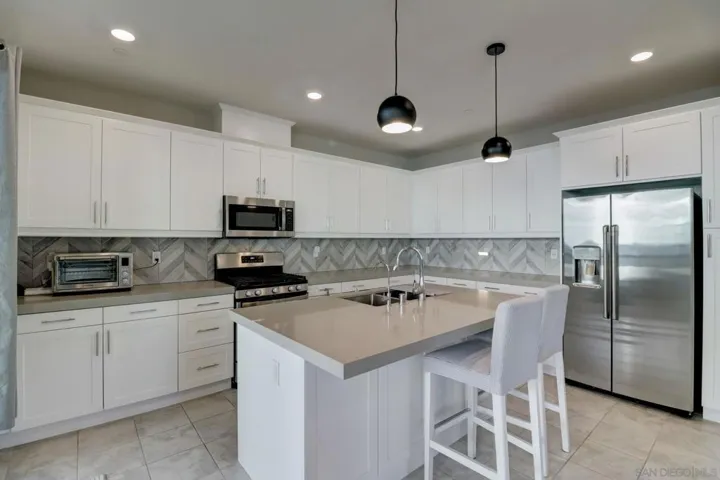 2517 Cheyne Way, Oceanside, California 92056