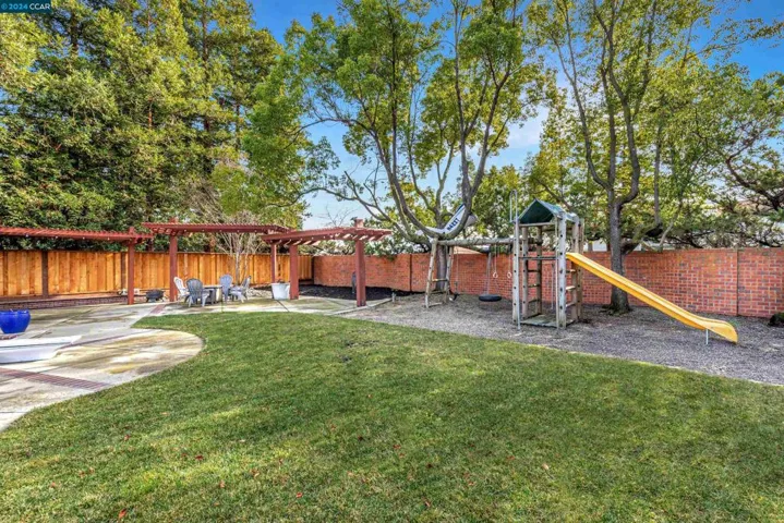2315 Harewood Dr, Livermore, California 94551