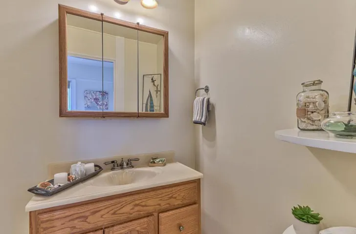 245249 Walnut Street, Pacific Grove, California 93950