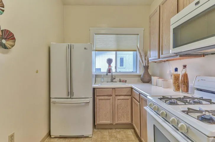 245249 Walnut Street, Pacific Grove, California 93950