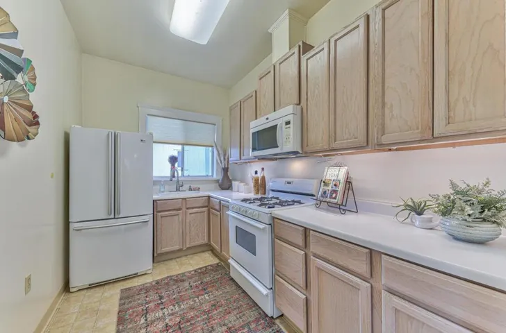 245249 Walnut Street, Pacific Grove, California 93950