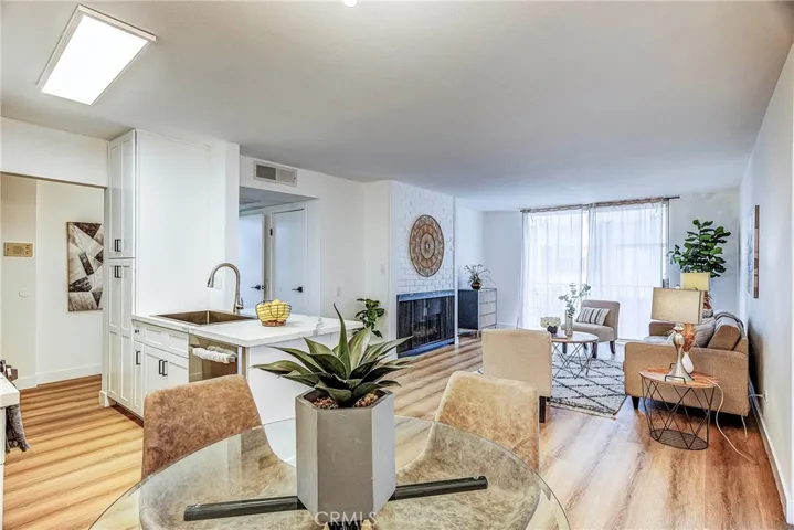 421 S La Fayette Park Place 713, Los Angeles, California 90057