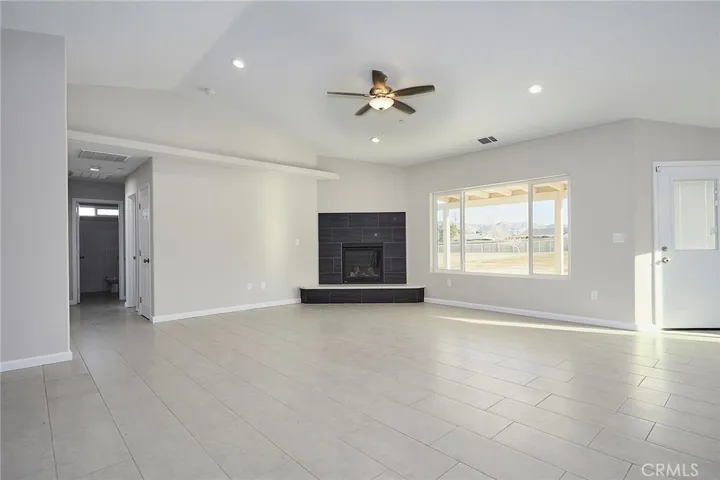 7741 Calpella Avenue, Hesperia, California 92345