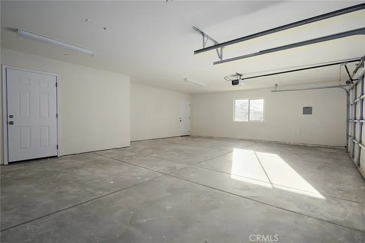 7741 Calpella Avenue, Hesperia, California 92345