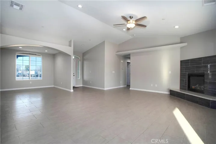 7741 Calpella Avenue, Hesperia, California 92345