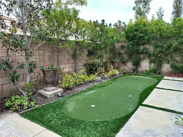 63 Rolling Green, Irvine, California 92620