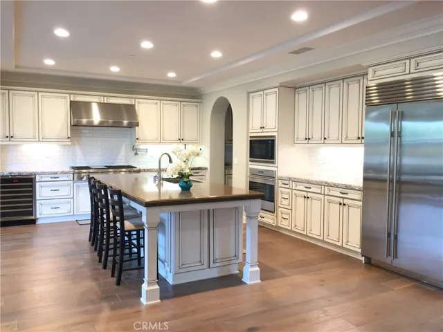63 Rolling Green, Irvine, California 92620