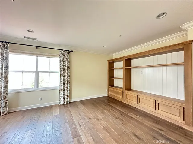 63 Rolling Green, Irvine, California 92620