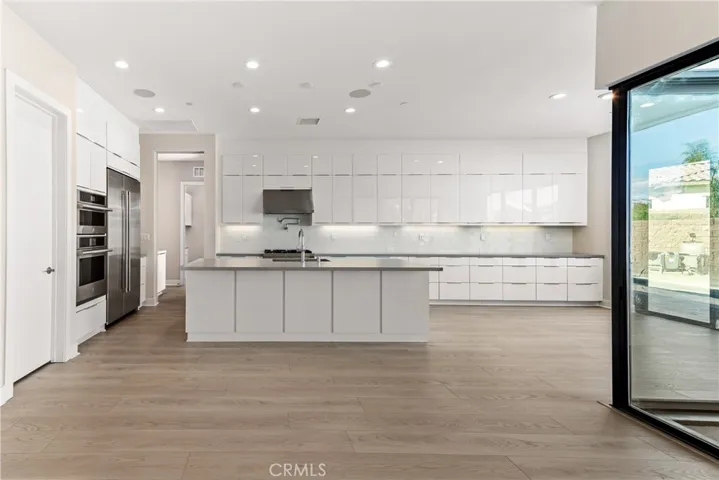 Kitchen with island