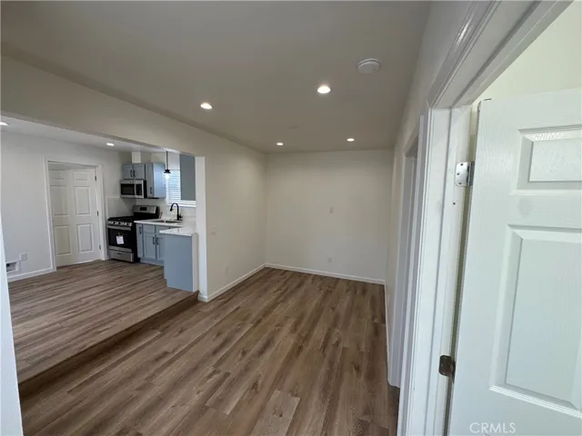 14770 San Fernando Mission Blvd, Mission Hills (san Fernando), California 91345
