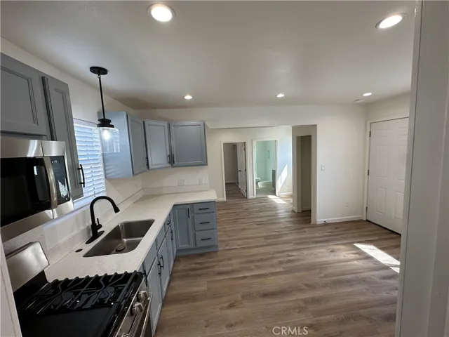 14770 San Fernando Mission Blvd, Mission Hills (san Fernando), California 91345