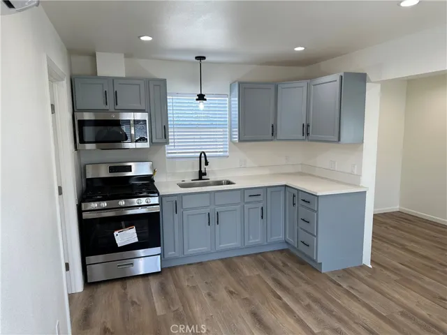 14770 San Fernando Mission Blvd, Mission Hills (san Fernando), California 91345