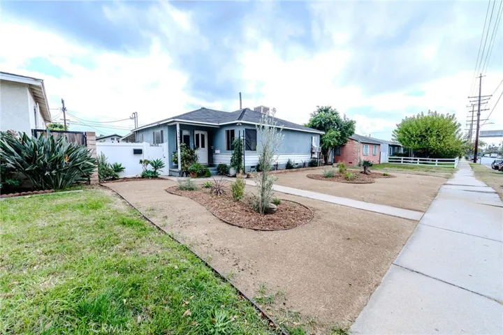 14770 San Fernando Mission Blvd, Mission Hills (san Fernando), California 91345